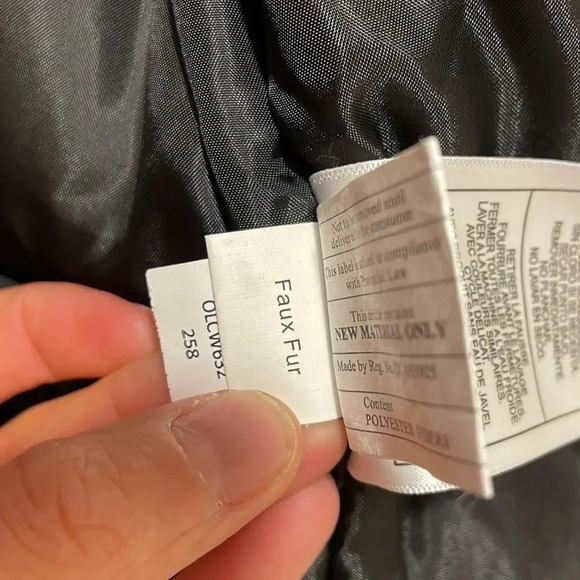 Canada Weathergear woman’s camouflage puffer jacket - Picture 15 of 16